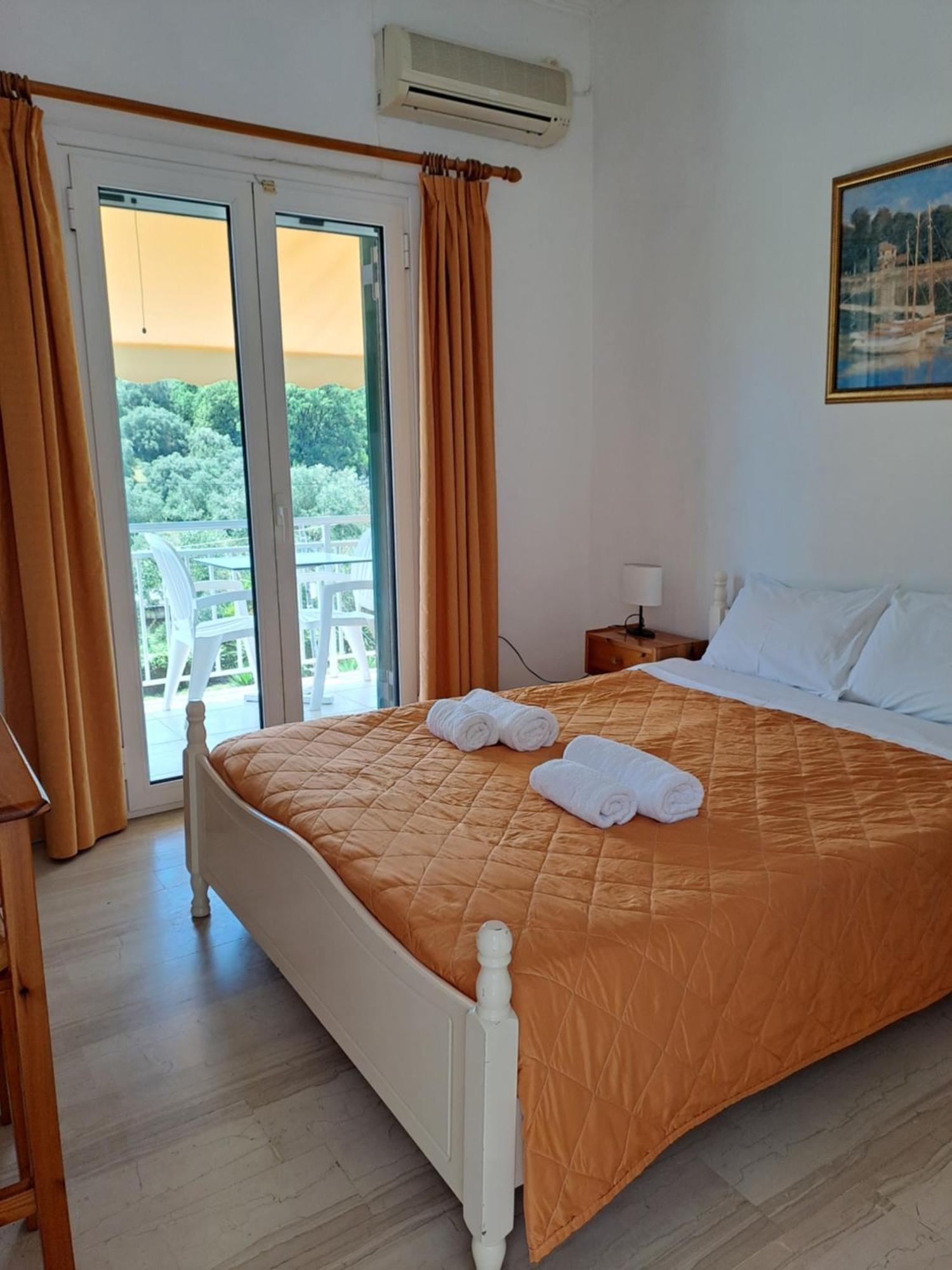 Evridiki Apartments Mesongí Екстериор снимка